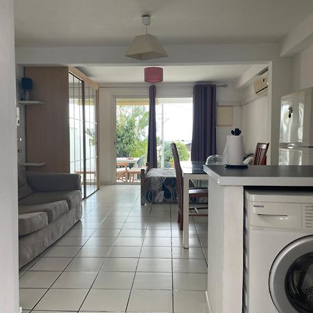 Studio 40M2 Saint Gilles Les Bains Buitenkant foto