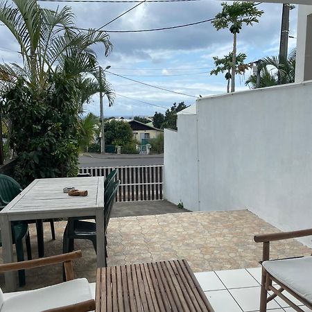 Studio 40M2 Saint Gilles Les Bains Buitenkant foto