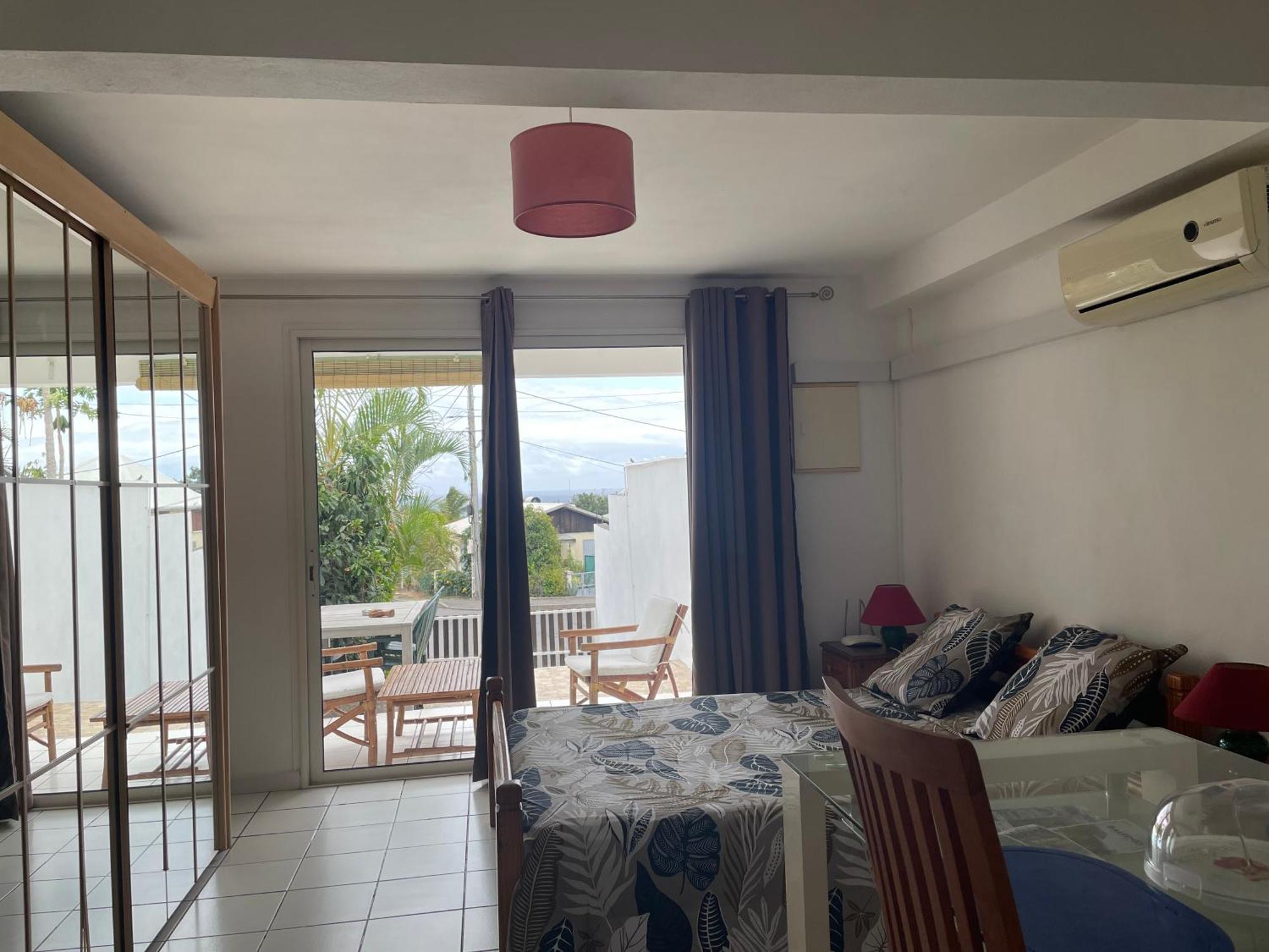 Studio 40M2 Saint Gilles Les Bains Buitenkant foto